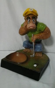 Figur Statue Universal Statuary Chicago 1971 Gorilla Golfing Keys Coin Tray - Bild 1 von 6