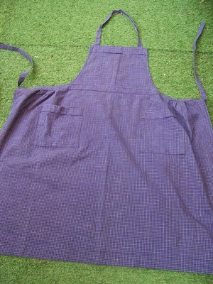 ANCIEN TABLIER TISSU COTON ECOSSAIS PARME - TIS 242/1 - Photo 1/4