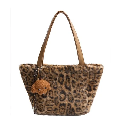 Plush Leopard Tote Bag For Women With Large Capacity For Daily Use - image 1 of 4