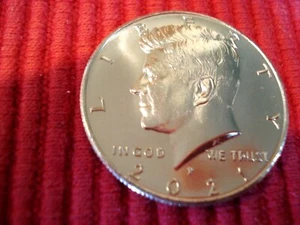 2021 P Kennedy BU Half Dollar From Mint Roll - Picture 1 of 3