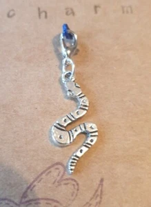 CLIP ON CHARM SCHLANGE FÜR ARMBAND SCHLÜSSELRING TASCHE REISSVERSCHLUSS GELDBÖRSE GESCHENK - Bild 1 von 2