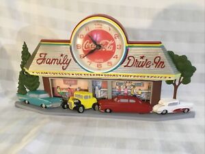 Vintage Coca Cola Clock Family Drive-In Burwood Made in USA 1988 Old Cars, CC1
