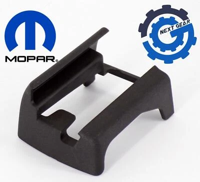 05140456AA Nuevo OEM Mopar Asiento Izquierdo Cubierta de Oruga para Cargador Magnum 300 2005-2008 Foto 1 de 4