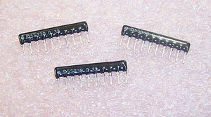 QTY (200) 33 Ohm 2% 10 PIN SIP BUSSED RESISTOR NETWORKS RKLB5S-33R-G KOA - Picture 1 of 2