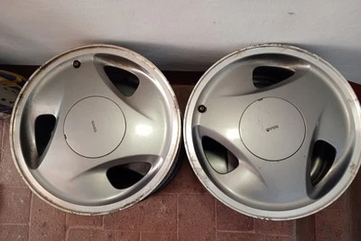 Saab 900 Classic. Super aero special alloy wheels. - Imagen 1 de 4