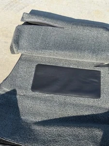 Nueva alfombra Buick 1957-1958 NOS distribuidor todos los modelos bucle caja original color gris - Imagen 1 de 24