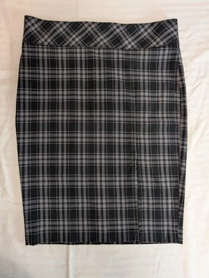 Wet Seal Black & Gray Plaid Pencil Skirt Women's Size Medium Front Slit - Image 1 of 4