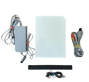 Nintendo Wii Konsole RVL-001 getestet und funktionsfähig - Bild 1 von 3