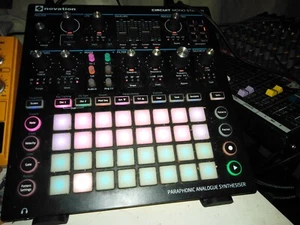 Novation circuit mono station - Picture 1 of 3