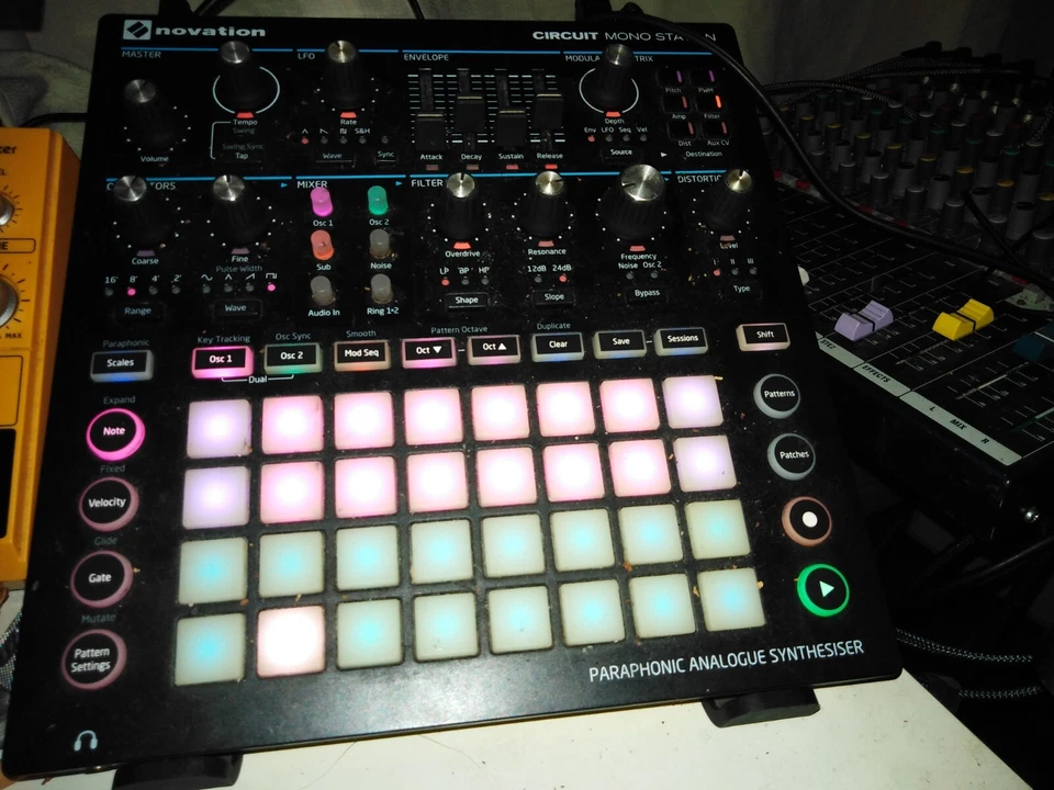 Novation circuit mono station - Image 1 of 3