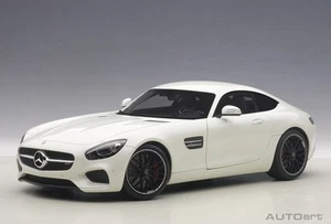 MERCEDES-BENZ AMG GT S DIAMOND WHITE DESIGNO BY 1:18 AUTOart 76311 NEW IN BOX - Picture 1 of 9
