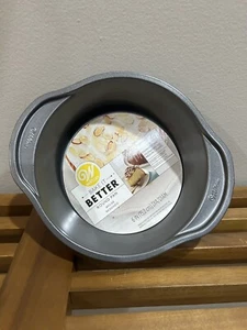 Wilton Perfect Results 6 X 2 Inch Nonstick Round Cake Pan with handles. NWT. NEW - Picture 1 of 6
