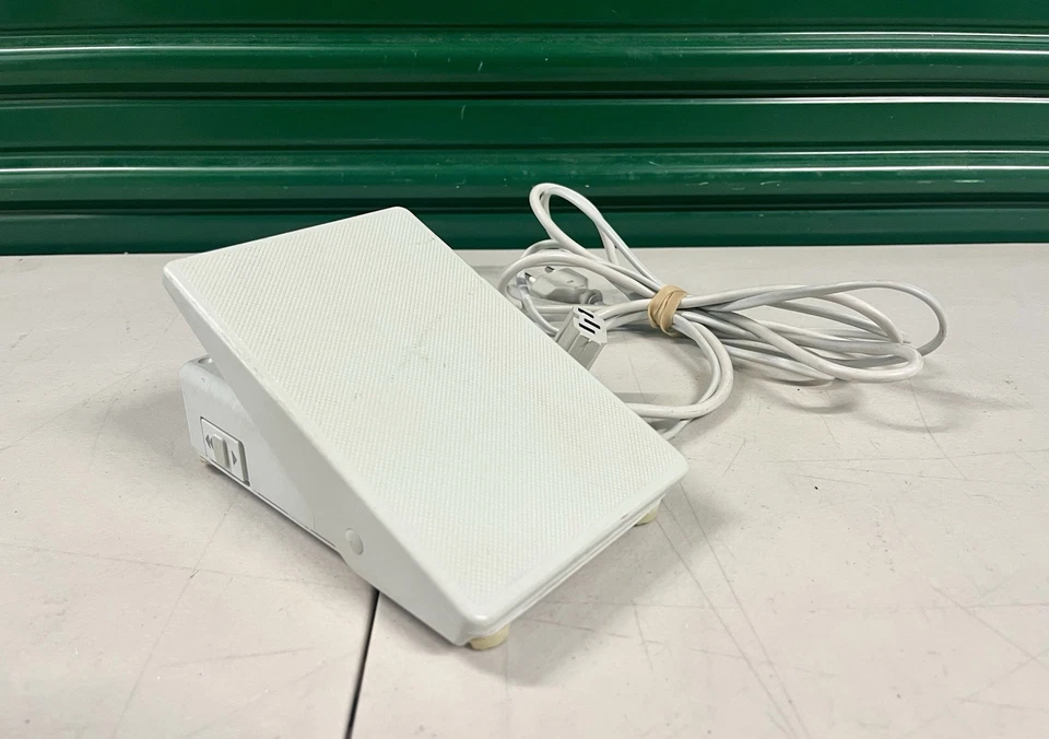 Pfaff Typ AE 007 Foot Pedal Controller For Sewing Machine 3 prong Germany - Image 1 of 3