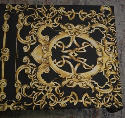 Fular de seda Versace Heritage Baracco genuino (patrón raro)  Foto 1 de 4