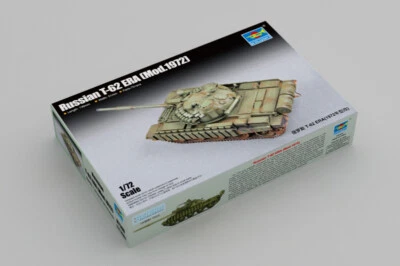 Trumpeter 07149 1/72 Russian T-62 ERA (Mod.1972) - Image 1 of 4