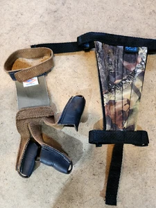 Arm Guard & Archery 3 Finger Glove Set for Compound & Recurve Bow Hunting(CK 13) - Picture 1 of 3