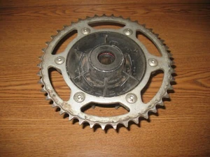 1987 XL600R REAR WHEEL SPROCKET + FLANGE HUB CARRIER HONDA XL 600 42611-MG2-000 - Picture 1 of 6