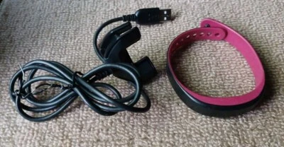 Garmin F4AHMD00 Vivosmart 1 Aktivitätstracker Fitnessuhr für Teile oder Reparatur - Bild 1 von 4