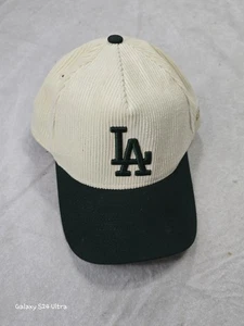 Cappello snapback Los Angeles Dodgers MLB New Era 9Forty A-Frame velluto a coste verde crema - Foto 1 di 4