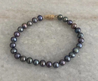 Beautiful 14k Yellow Gold JCM Tahitian Pearl Knotted Bracelet - Image 1 of 4