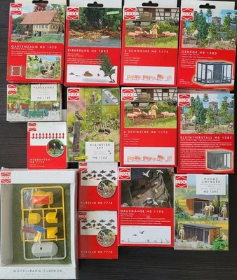 Busch verschiedene Kleinbausätze/Zubehör, für die Modellbahn Spur H0 Lesen! (4) - Bild 1 von 4