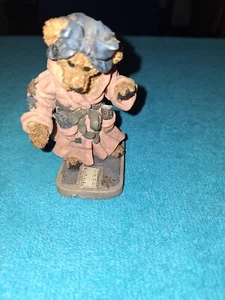 Boyds Bears Friends Mrs. Griz 1996 - Picture 1 of 6