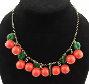 Collar Cereza Plástico Rojo Estilo Retro Años 50 con Hojas de Metal Verde Ajustable - Imagen 1 de 17