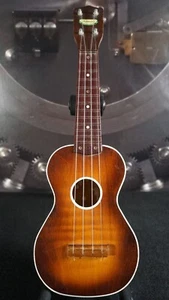 Harmony Vintage Soprano Ukulele - Picture 1 of 10