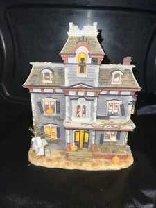 10” Brian Baker Collection "Halloween House" Model 011107 Deja Vu Decor #862 - Picture 1 of 7