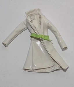 Monster High Scarah Screams I Heart Fashion White Trench Coat Jacket Belt - Picture 1 of 2