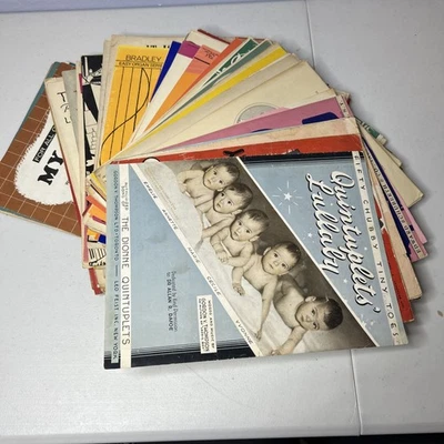 Vintage Sheet Music Lot of 100 Pieces Standard Format Used Fair-Very Good 1900s - Image 1 of 4
