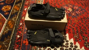 Vibram Fivefingers - Zapatos para correr para mujer talla 7,5-8 negros W148 - Imagen 1 de 8