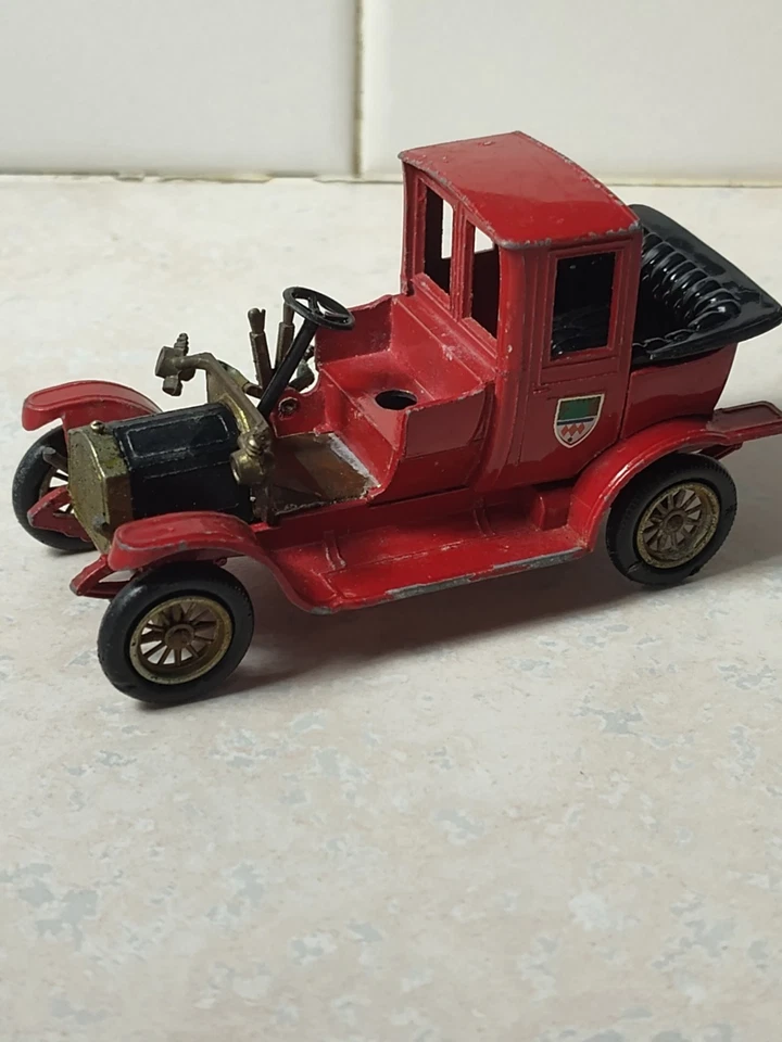 Vtg Matchbox Yesteryear Y11 1912 Packard Landaulet Red Diecast Toy Car  - Image 1 of 4