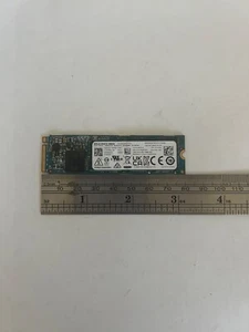 Disco duro Kioxia 1024 GB 1 TB M.2 PCle NVMe SSD mixto - Imagen 1 de 4