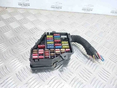 Modulo scatola fusibili VW GOLF III 1H1 1.90 Diesel 66kw 1998 31362718 - Immagine 1 di 4