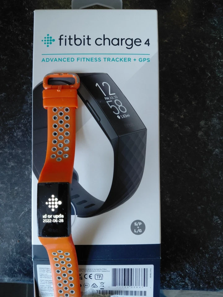 Fitbit Charge 4 - Image 1 of 1