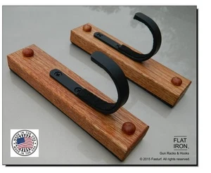 Oak and Metal 1 Place Gun Rack Rifle Shotgun Wall Mount Display.  - Picture 1 of 3