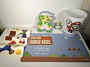Super Mario Lot - Picture 1 of 17