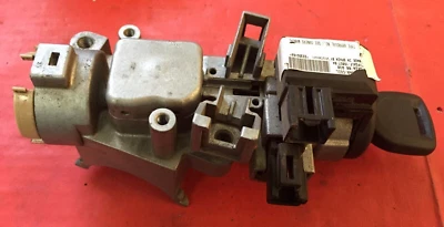 🔥2003-2008 MAZDA 6 CONJUNTO INTERRUPTOR CILINDRO BLOQUEO ENCENDIDO CON LLAVE USADO OEM Foto 1 de 2