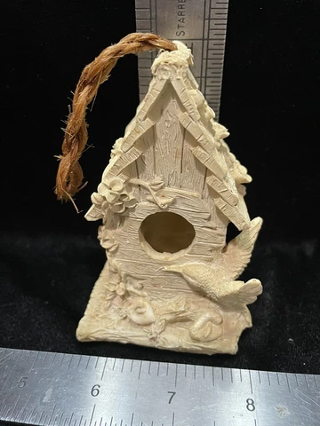 Resin Birdhouse Figurine Hummingbird House Cover
