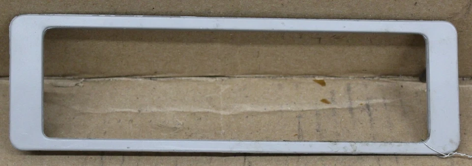 Pontiac Bonneville Catalina Grand Ville 1973 LH bisel de linterna en esquina # 489731  Foto 1 de 3