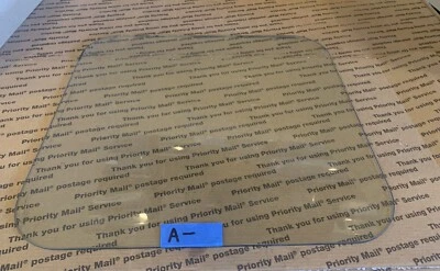 Vidrio puerta ambulancia trasera Toyota Land Cruiser FJ40 algunos arañazos descuento A- Foto 1 de 3