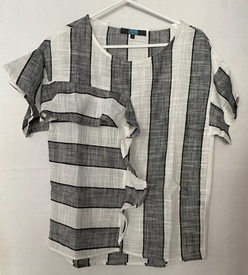 Blusa Camisa Top Campesina EVA FRANCO Talla 6 M Rayas Blancas y Negras con Volantes Foto 1 de 3