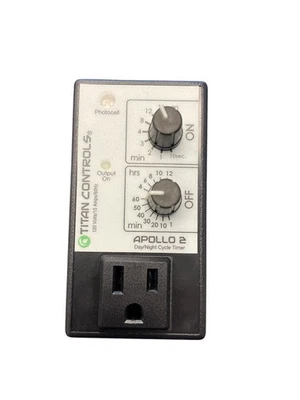 TITAN CONTROLES APOLLO 2 Temporizador de Ciclo Día y Noche ASPERSOR HIDROPÓNICO DE AGUA PARA CÉSPED Foto 1 de 4