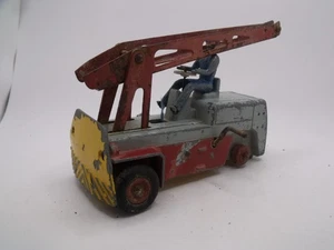BC1 - DINKY TOYS ref 50 - GRUE SALEV pour pièces ou à restaurer - Imagen 1 de 5