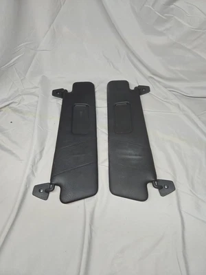 Пара солнцезащитных козырьков для Mercedes R170 SLK230 SLK320 1997-2004 годов выпуска черные от оригинального производителя - Изображение 1 из 4