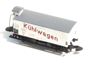 Marklin Z-scale Old ERA Refer box car  w/Brakeman's cab, from set- no box - Picture 1 of 3