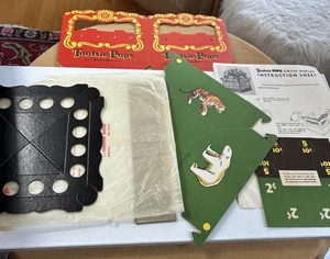 VINTAGE 1930s CIRCUS TOOTSIE POPS STORE DISPLAY CIRCUS BOX 2 CENTS 5 FOR 10 Rare - Foto 1 di 23