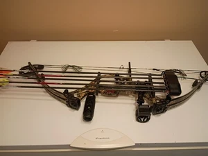 2002 Hoyt Hypertec Xt 2000 Compound Bow - Picture 1 of 15