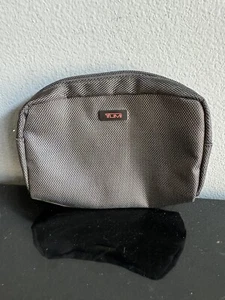 TUMI For Delta Airlines Toiletry Travel Pouch Zip Bag ONLY Black Nylon Canvas - Picture 1 of 4